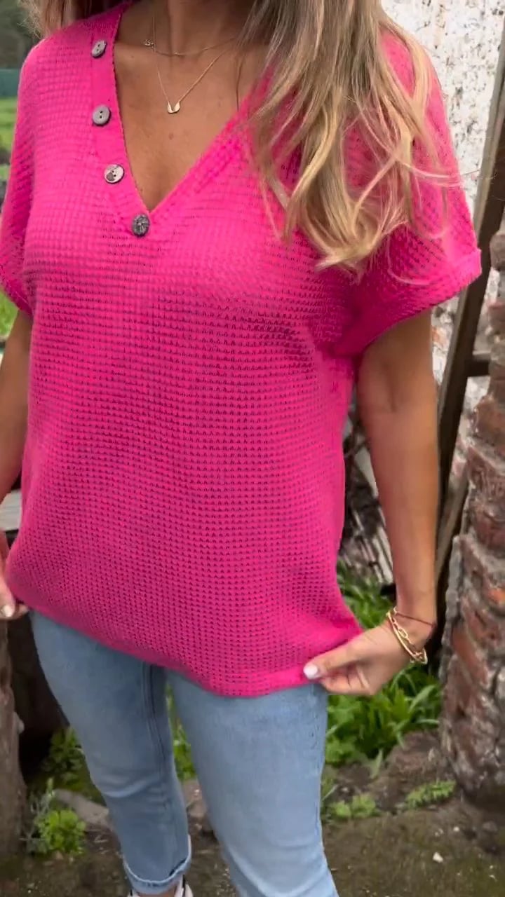 MEERAH -  BREATHABLE WAFFLE SHORT SLEEVE TEE