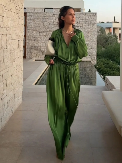 TALIYAH - LUXE SATIN RELAXED PANTS SET