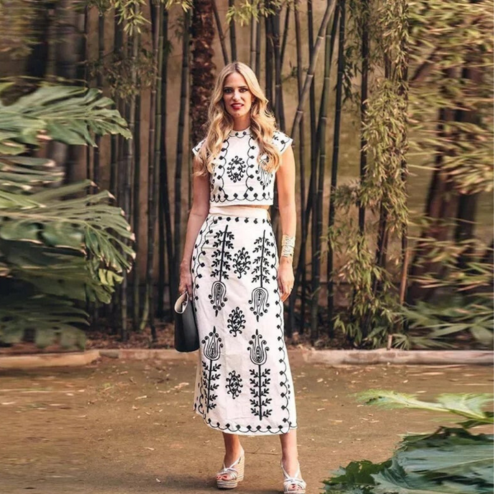 SURI - 2-PIECE CHIC SUMMER SET