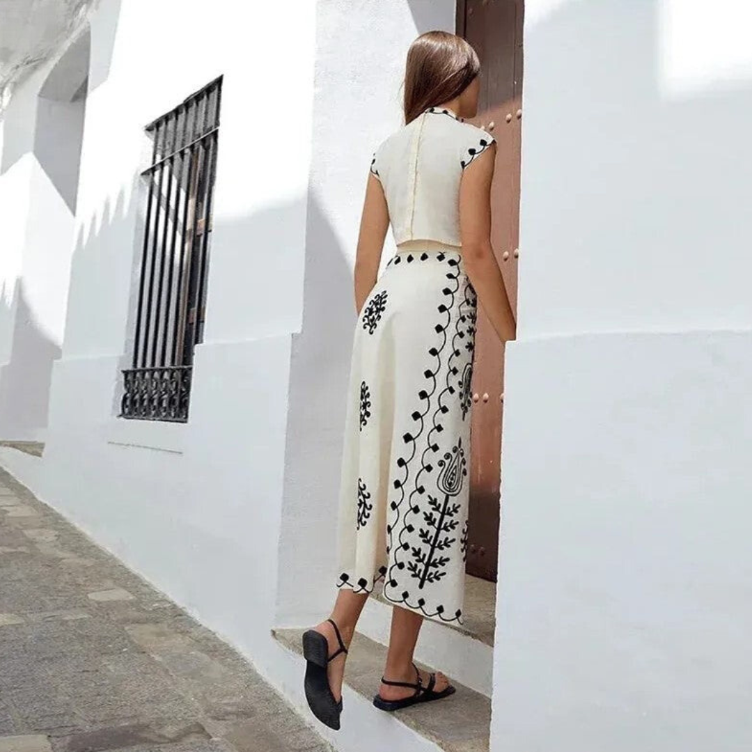 SURI - 2-PIECE CHIC SUMMER SET