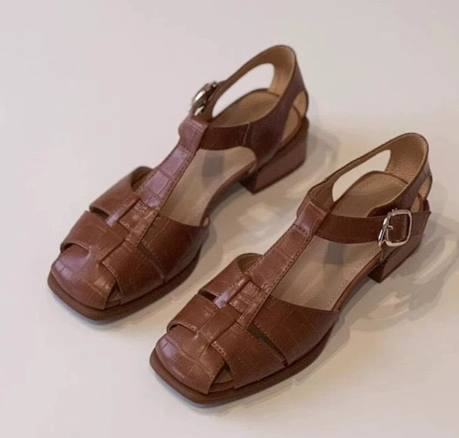 ZAYLA – BOLD BLOCK HEEL WALKERS