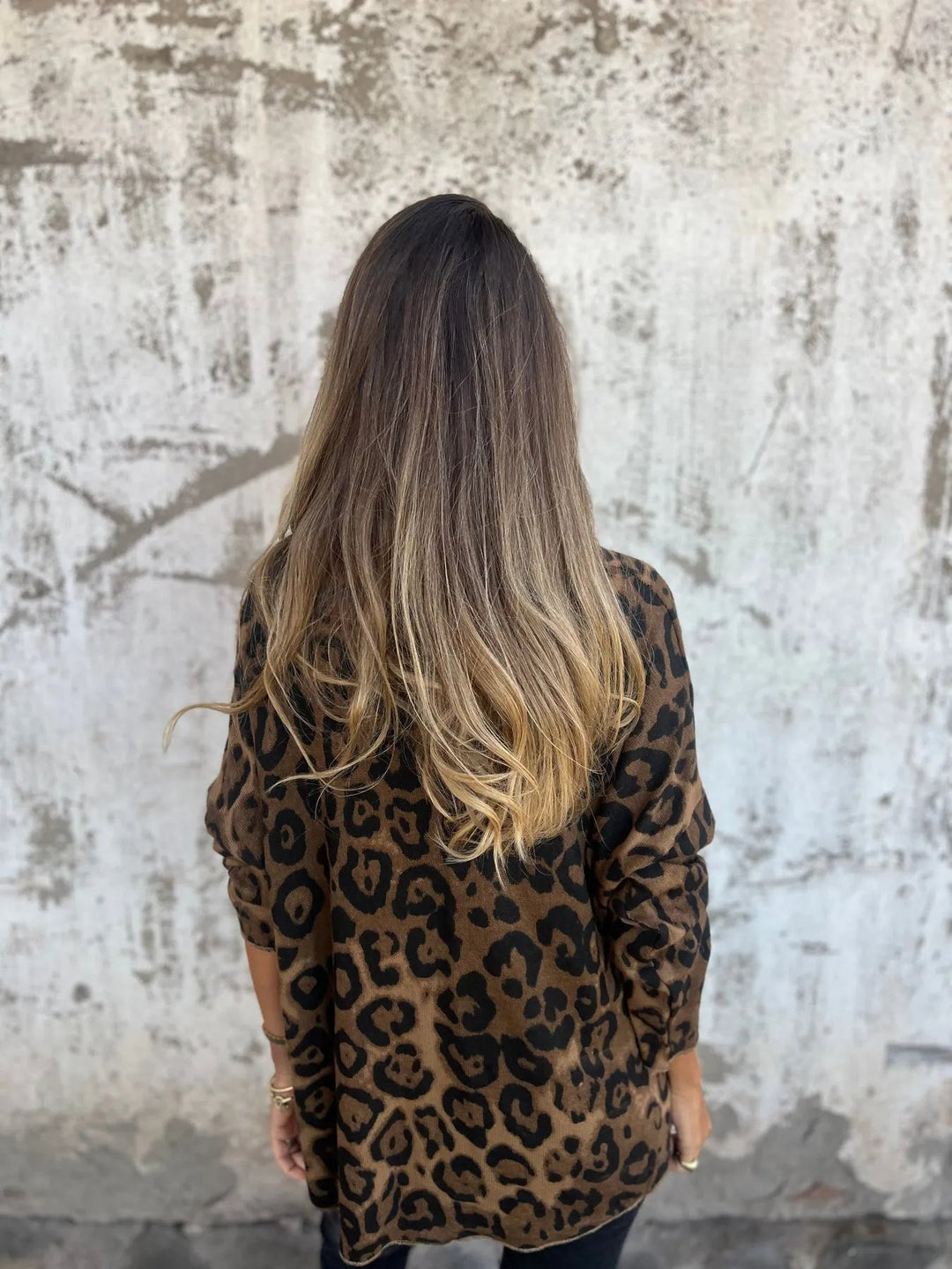 SERA - CASUAL LEOPARD PRINT BLOUSE