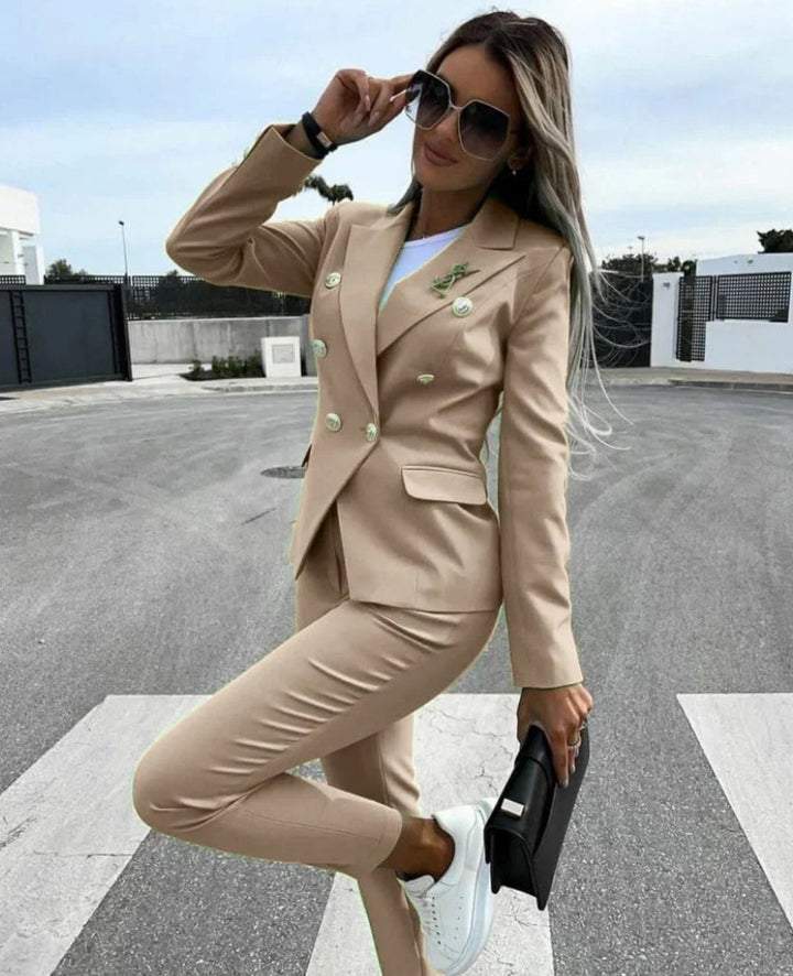 ALESSANDRA - CONFIDENT STYLE SET