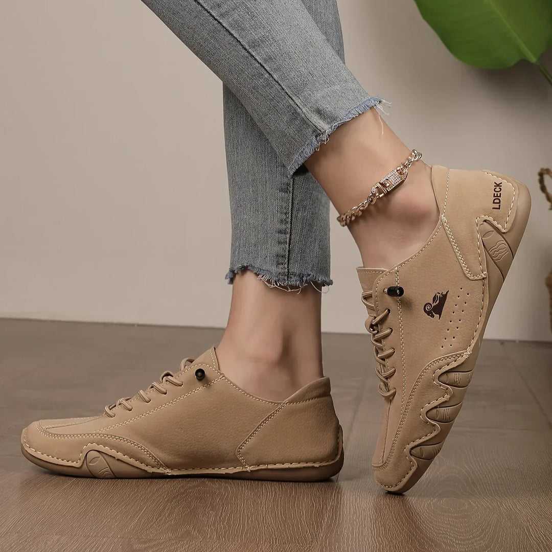 SARI - CUSHIONED STEP SNEAKERS