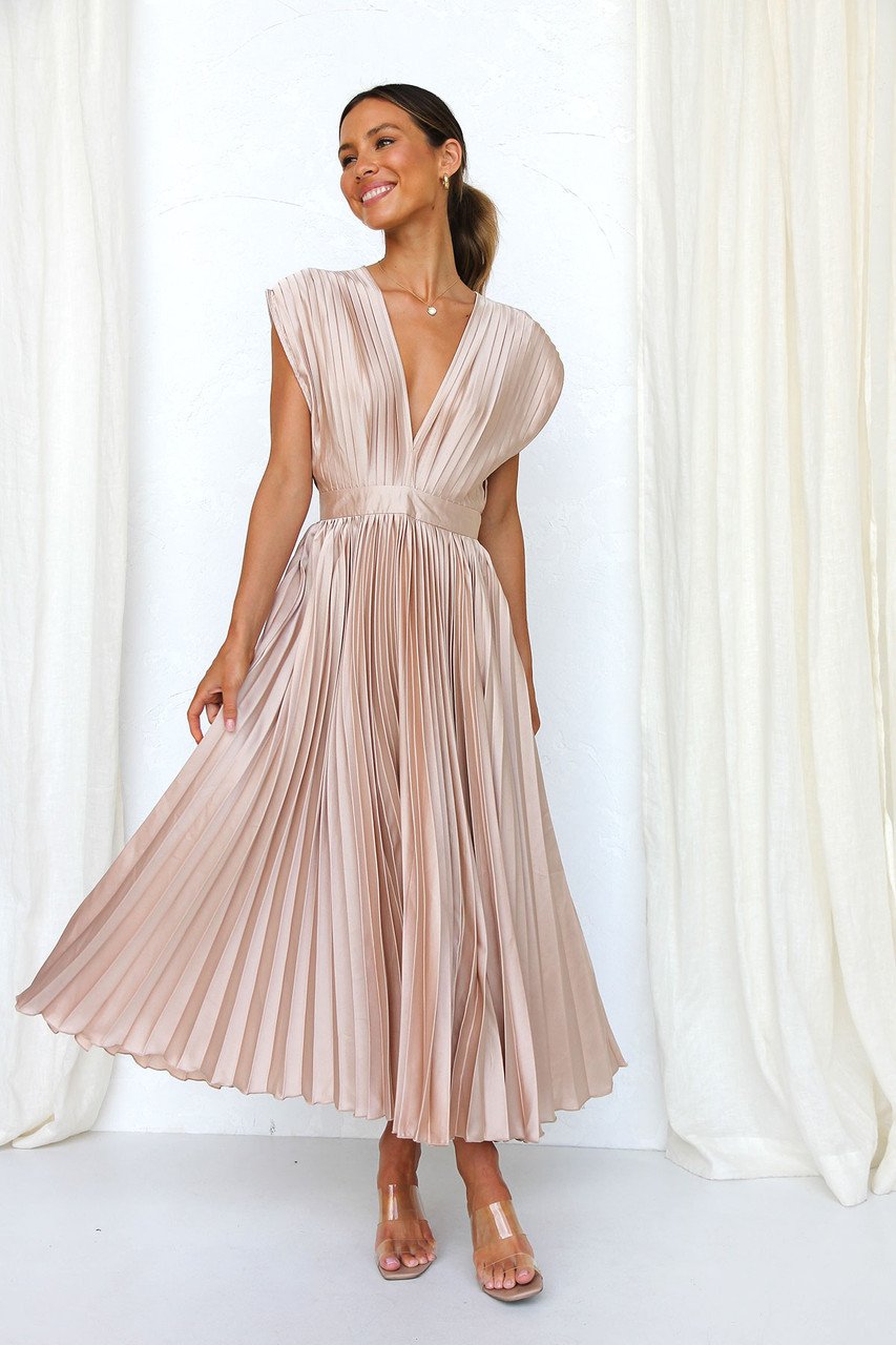 MADISYN - FLOWY V-NECK PLEATED SKIRT DRESS