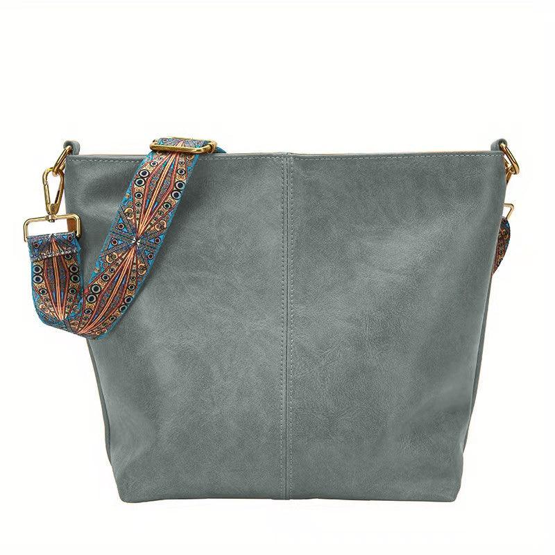 KAREN - SPACIOUS SLING BAG