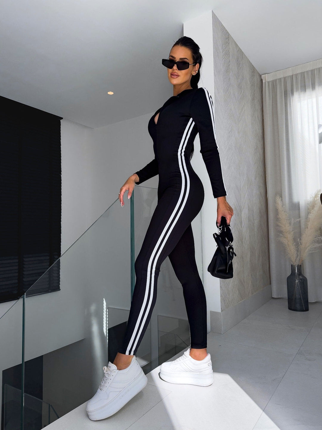 LIANNE - PLUNGE ONE-PIECE SUIT