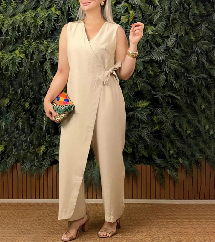 BRIANA - CHIC SLEEVELESS JUMPSUIT